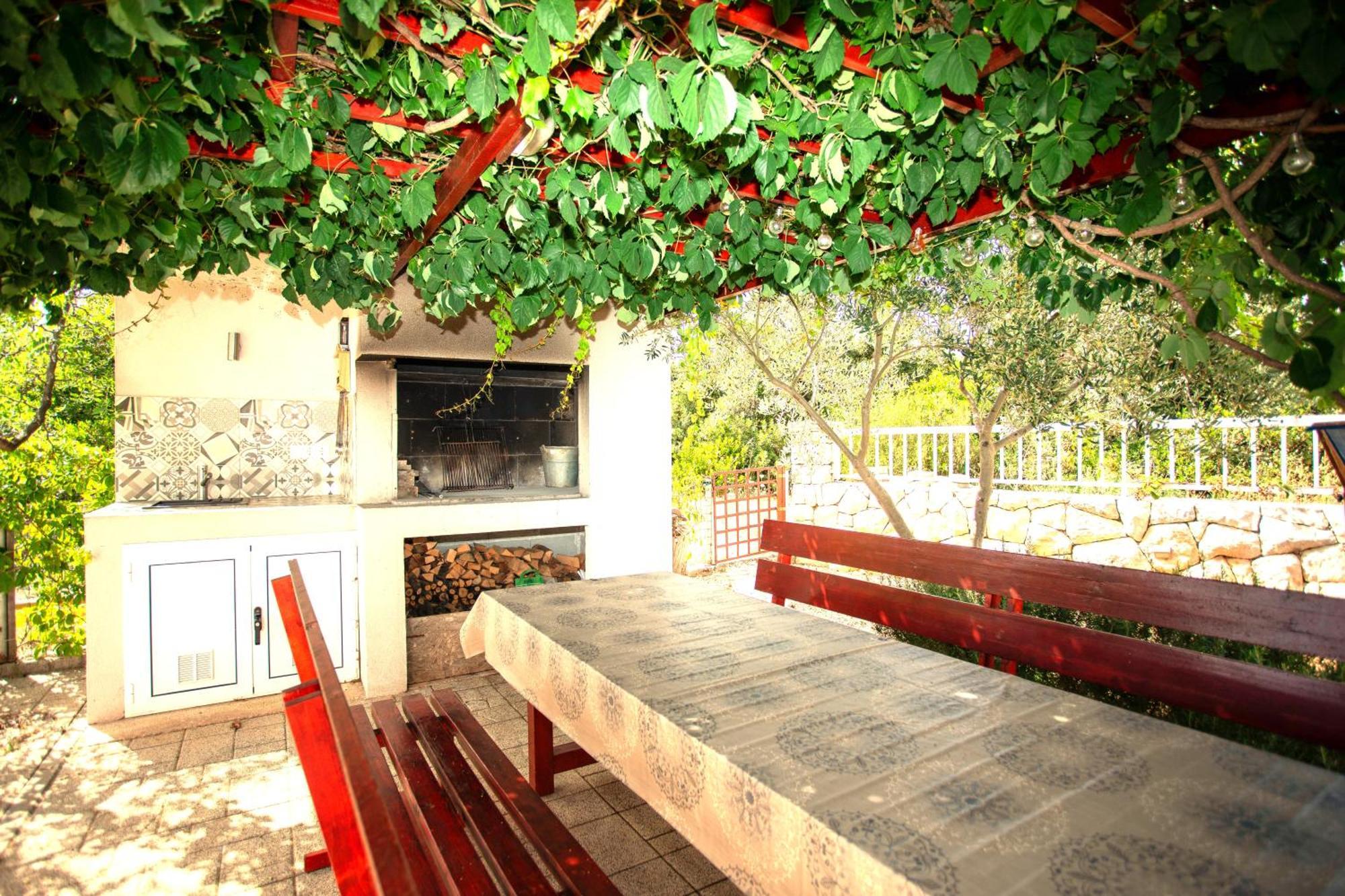 Holiday House Nena With Pool Vinišće Exterior foto
